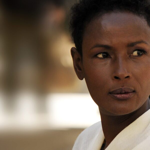Waris Dirie – czy ma męża i dzieci? Życiorys znanej artystki