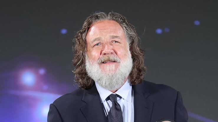 Russell Crowe – czy ma żonę i dzieci? Wiek, wzrost, potężny majątek, genialne role i rzadkie widywanie z dziećmi