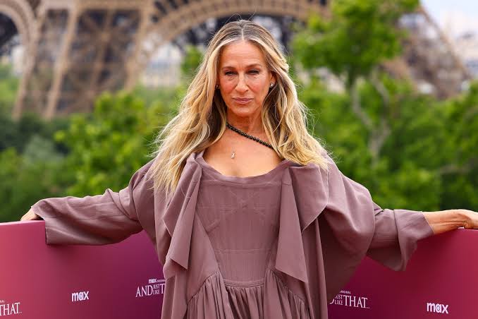 Sarah Jessica Parker – czy ma żonę i dzieci? Wiek, wzrost i potężny majątek z Seksu w wielkim mieście